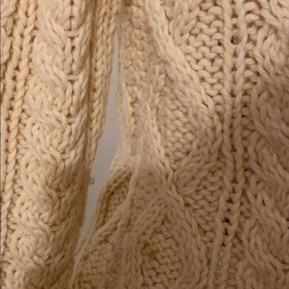 100 wool sweater bee by BANFF LTD. - Picture 3 of 7